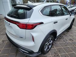 2024 GWM
                Haval Jolion Lux Hybrid