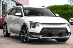 2023 Kia
                Niro HEV S