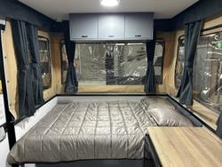 2024 Goldstream Crown St Premium Off Road