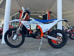 2024 KTM
                250 EXC-F Six Days 