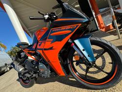 2023 KTM RC 390 RC Blue