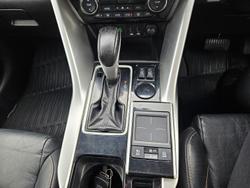 2017 Mitsubishi
                Eclipse Cross Exceed