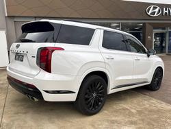 2024 Hyundai Palisade Calligraphy Black Ink