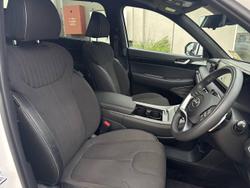 2024 Hyundai
Palisade Calligraphy Black Ink