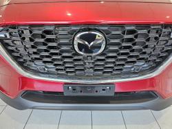 2024 Mazda
                CX-60 G40e Evolve