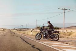 2026 Kawasaki Z900RS (Z900C) Z Red
