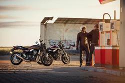 2026 Kawasaki Z900RS (Z900C) Z Red