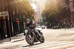 2026 Kawasaki Z900RS (Z900C) Z Red