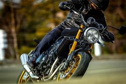 2025 Kawasaki Z900RS SE Z Black