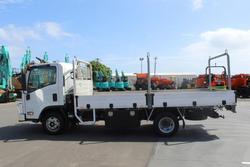 2015 Isuzu
Npr 45 155