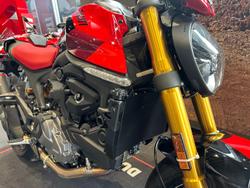 2024 Ducati Monster SP Monster Red