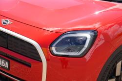 2024 MINI Countryman E Favoured