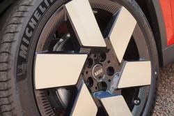 2024 MINI Countryman E Favoured