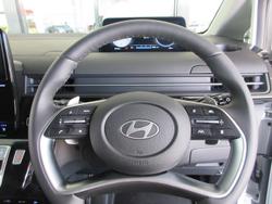 2024 Hyundai
                STARIA Highlander