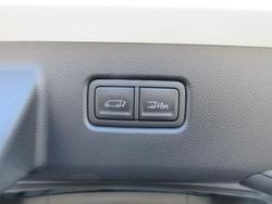 2024 Hyundai
                STARIA Highlander