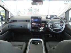 2024 Hyundai
                STARIA Highlander