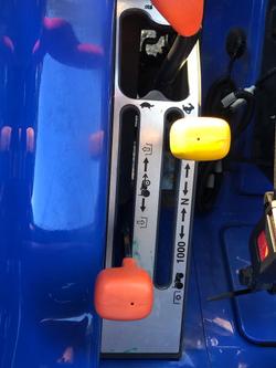 0 Iseki Tg5570 Rops 60Hp Ind Wheels Fel & 4In1 Bkt 389 Hours Blue