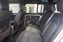 2024 Land Rover
Defender 110 P400e X-Dynamic SE