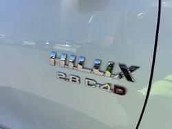2023 Toyota
                Hilux SR