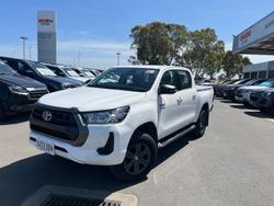 2023 Toyota
                Hilux SR