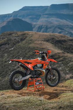 2025 KTM 300 EXC TBI EXC TBI Orange