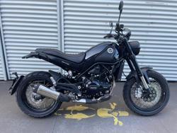 Benelli Leoncino Trail