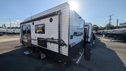 2024 JB Caravans Traveller 17'10