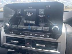 2024 Mitsubishi Triton GLS