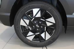 2025 Hyundai
                Kona Premium