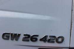 2017 U.D. Quon GW26 420 WHITE