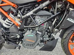 2024 KTM DUKE 200