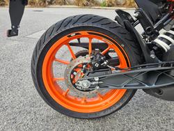 2024 KTM DUKE 200