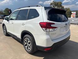 2024 Subaru Forester 2.5i Luxury Special Edition S5 MY24 AWD Crystal White