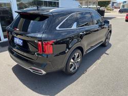 2021 Kia
                Sorento Sport+