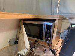 2009 Coromal Compac Single Bed Poptop Caravan