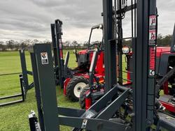 2024 Moffett
M5 Nx 25.3 With Extra Reach