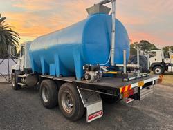 2006 Mack Metro-Liner