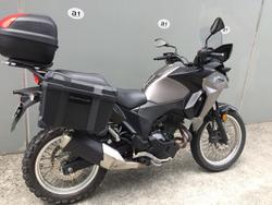 2017 Kawasaki
Versys-X 300 (KLE300C)