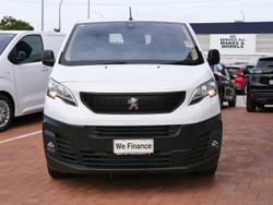 2023 Peugeot
                Expert Pro