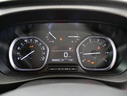 2023 Peugeot
                Expert Pro