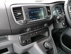 2023 Peugeot
                Expert Pro