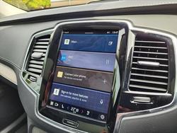 2023 Volvo
XC90 Recharge Ultimate T8 Plug-In Hybrid