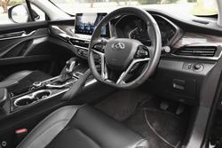 2024 LDV
D90 Executive