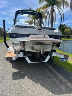 2020 Malibu Wakesetter 20 VTX