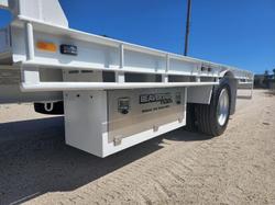 2025 Beavertail Single Axle Pig