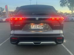 2024 Suzuki
S-Cross Plus