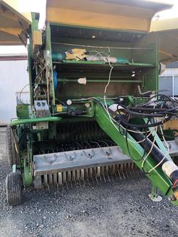 0 Krone Vario Pack 1500 Round Baler