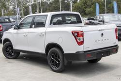 2024 KGM SsangYong Musso Adventure Q261 MY24 4X4 Dual Range Pearl White