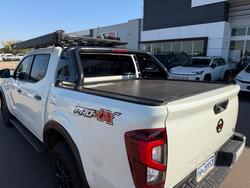 2022 Nissan NAVARA WHITE PEARL