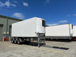 2015 Schmitz St3 Lead A 12 Pallet Freezer Double Stacker